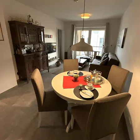 Nordseeliebe, Am Alten Deich 28 5 *